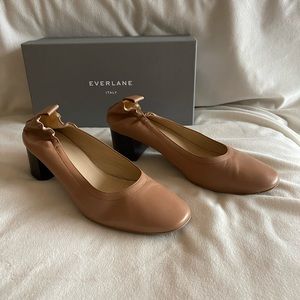Everlane “The Day Heel”. Size 9. Color is Pecan.